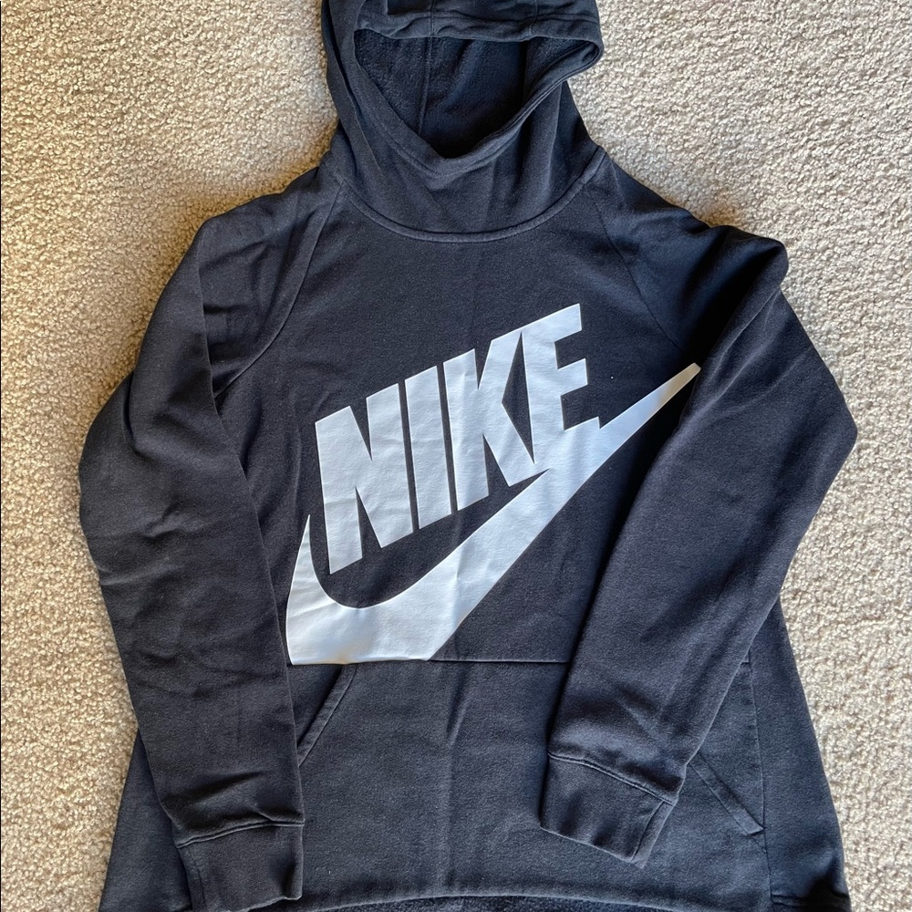 Used Nike Hooded Sweater
